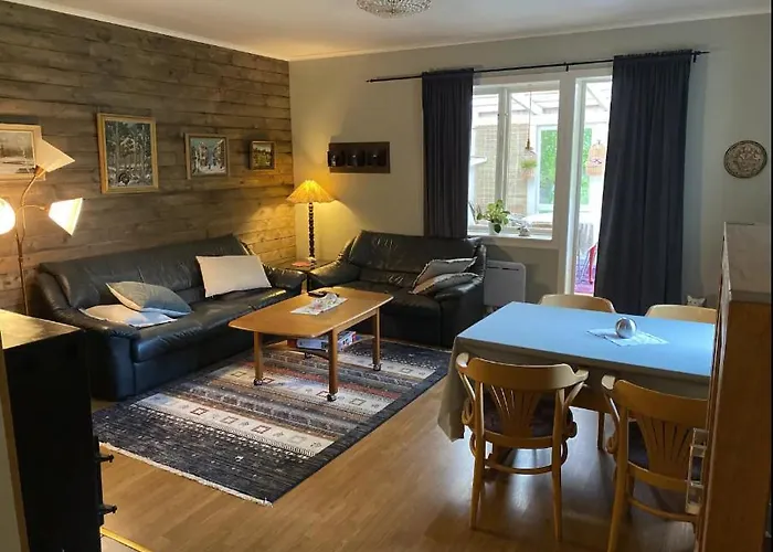 Hus Naera Hallstaberget